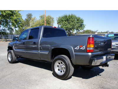 chevrolet silverado 2500hd 2002 lt  gray ls diesel 8 cylinders 4 wheel drive automatic with overdrive 95678