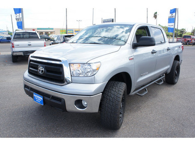 toyota tundra 2011 silver grade 8 cylinders automatic 78539