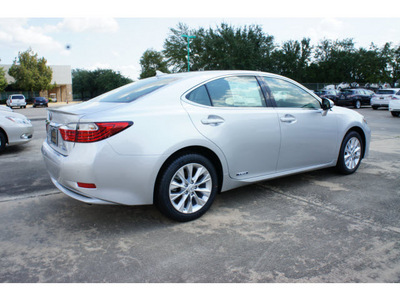 lexus es 300h 2013 silver sedan es hybrid 4 cylinders front wheel drive automatic 77074