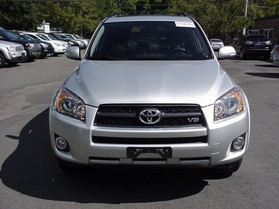 toyota rav4 2010 silver suv sport vy awd gasoline 6 cylinders 4 wheel drive automatic 06019