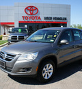 volkswagen tiguan 2009 gray suv 2 0t gasoline 4 cylinders front wheel drive automatic 76087
