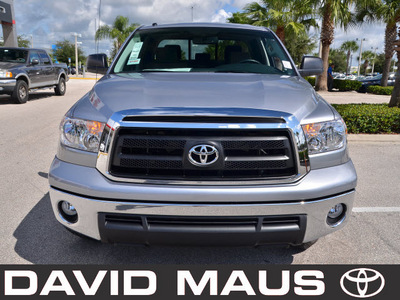 toyota tundra 2012 silver sr5 gasoline 8 cylinders 2 wheel drive automatic 32771