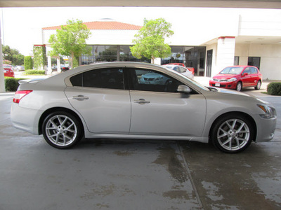 nissan maxima 2009 silver sedan 3 5 sv gasoline 6 cylinders front wheel drive shiftable automatic 77477