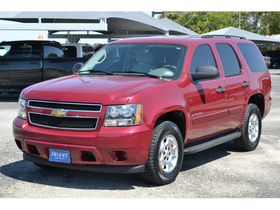 chevrolet tahoe 2007 red suv ls gasoline 8 cylinders rear wheel drive automatic 76401