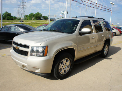 chevrolet tahoe 2007 gold suv lt flex fuel 8 cylinders rear wheel drive automatic with overdrive 76108