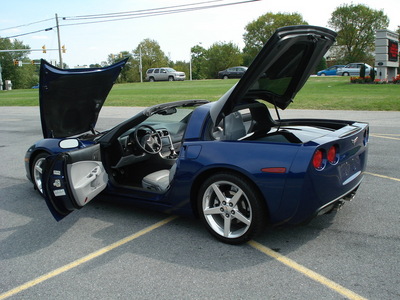 chevrolet corvette 2005 blue coupe gasoline v8 rear wheel drive manual 17972