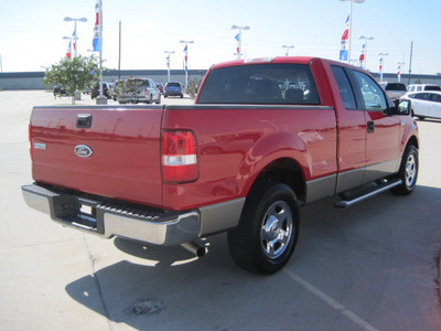 ford f 150 2005 red xlt gasoline 8 cylinders rear wheel drive automatic 77578
