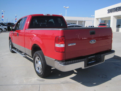 ford f 150 2005 red xlt gasoline 8 cylinders rear wheel drive automatic 77578