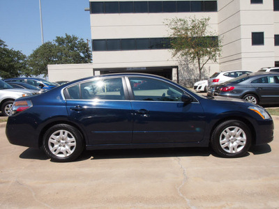 nissan altima 2011 dk  blue sedan 2 5 s gasoline 4 cylinders front wheel drive automatic 75080