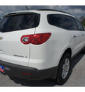 chevrolet traverse 2012 white suv gasoline 6 cylinders front wheel drive not specified 77090