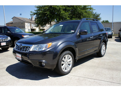 subaru forester 2013 dk  gray wagon 2 5x limited gasoline 4 cylinders all whee drive automatic 77099