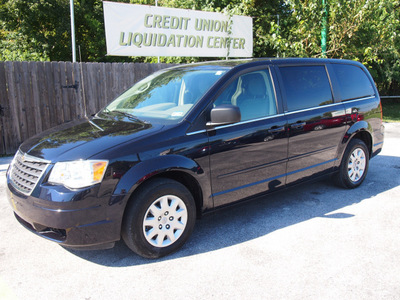 chrysler town and country 2010 lt  blue van lx flex fuel 6 cylinders front wheel drive autostick 77070