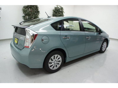 toyota prius 2012 lt  blue plug in hybrid i 4 cylinders front wheel drive not specified 91731