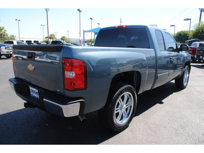 chevrolet silverado 1500 2007 lt  gray pickup truck lt gasoline 8 cylinders rear wheel drive automatic with overdrive 77581