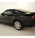ford mustang 2006 black coupe gt premium gasoline 8 cylinders rear wheel drive automatic 77025