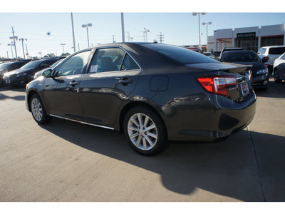 toyota camry hybrid 2012 gray sedan xle hybrid 4 cylinders front wheel drive automatic 77469