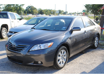 toyota camry 2007 dk  gray sedan xle v6 gasoline 6 cylinders front wheel drive automatic 77020