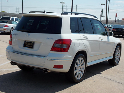 mercedes benz glk class 2010 white suv glk350 4matic gasoline 6 cylinders all whee drive shiftable automatic 77074