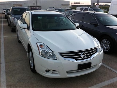 nissan altima 2012 sedan gasoline 4 cylinders front wheel drive not specified 76116