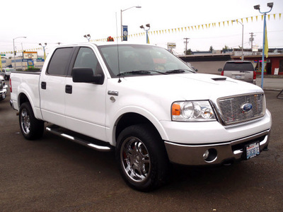 ford f 150 2006 white lariat gasoline 8 cylinders 4 wheel drive automatic 98632