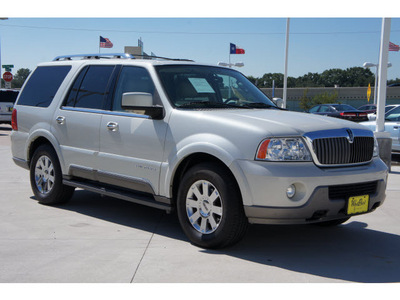 lincoln navigator 2004 beige suv luxury gasoline 8 cylinders rear wheel drive automatic 77043