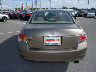 honda accord 2009 beige sedan ex gasoline 4 cylinders front wheel drive automatic 46219