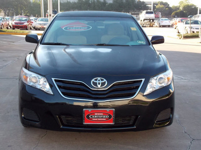 toyota camry 2010 black sedan le gasoline 4 cylinders front wheel drive automatic with overdrive 77074