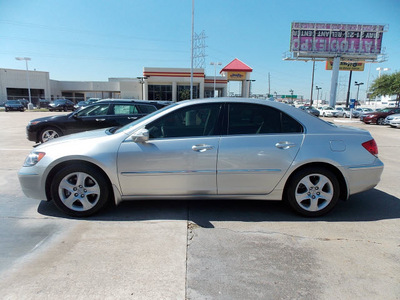 acura rl 2005 silver sedan 3 5 gasoline 6 cylinders all whee drive shiftable automatic 77074