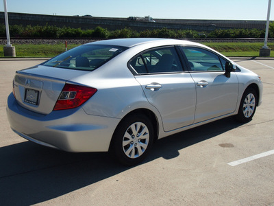 honda civic 2012 silver sedan lx gasoline 4 cylinders front wheel drive automatic 77065