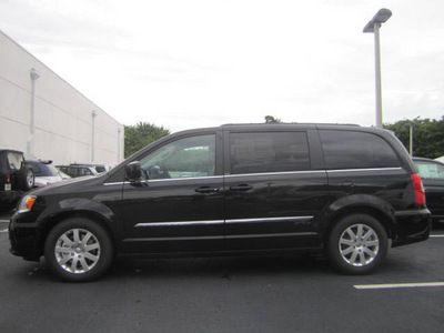 chrysler town and country 2013 black van touring flex fuel 6 cylinders front wheel drive automatic 33157