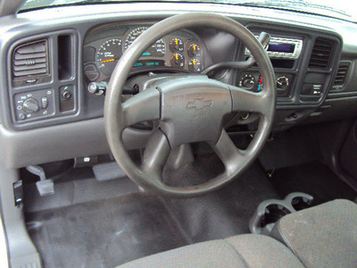 chevrolet silverado 1500 2004 beige pickup truck gasoline 8 cylinders rear wheel drive automatic 32901