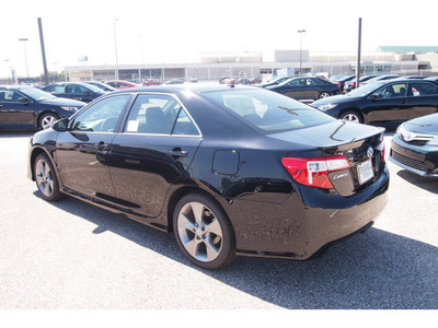 toyota camry 2012 black sedan se sport limited edition gasoline 4 cylinders front wheel drive automatic 77074