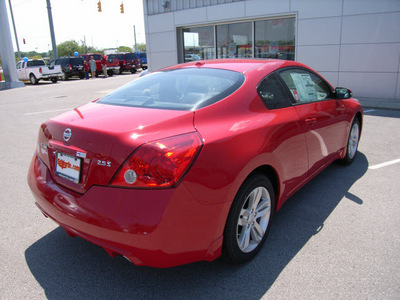 nissan altima 2012 red coupe 2 5s coupe gasoline 4 cylinders front wheel drive not specified 46219