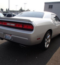 dodge challenger 2009 silver coupe r t classic hemi gasoline 8 cylinders rear wheel drive automatic 98371
