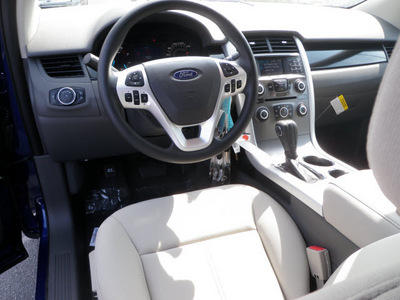 ford edge 2013 blue se 6 cylinders automatic 32401