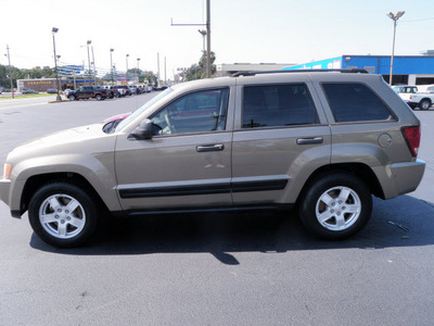 jeep grand cherokee 2005 dk  brown suv laredo 6 cylinders automatic 32401