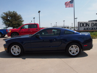 ford mustang 2012 dk  blue coupe v6 gasoline 6 cylinders rear wheel drive automatic 76018