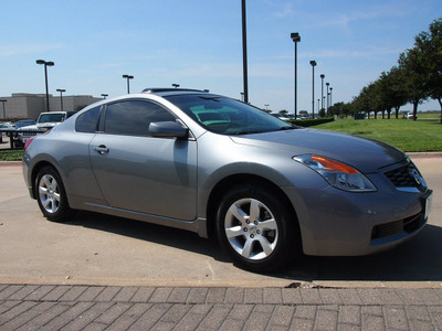 nissan altima 2009 gray coupe 2 5 s gasoline 4 cylinders front wheel drive automatic 76018