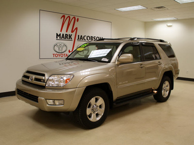 toyota 4runner 2005 gold suv limited gasoline 8 cylinders 4 wheel drive automatic 27707