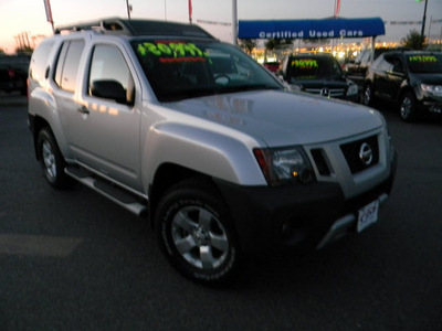 nissan xterra 2010 silver suv gasoline 6 cylinders 4 wheel drive automatic 79925