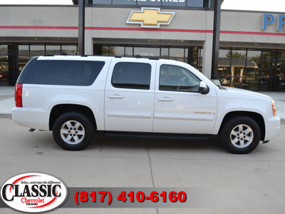 gmc yukon xl 2007 white suv slt 1500 8 cylinders automatic 76051