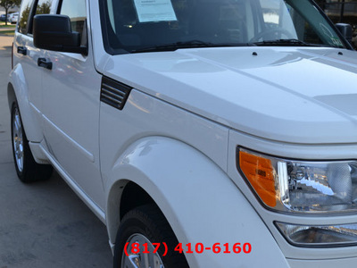 dodge nitro 2007 white suv r t 6 cylinders automatic 76051