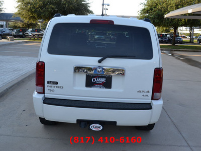 dodge nitro 2007 white suv r t 6 cylinders automatic 76051