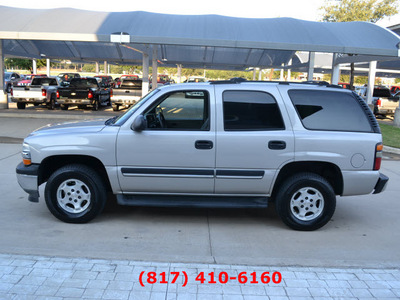 chevrolet tahoe 2005 beige suv ls 8 cylinders automatic 76051