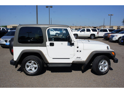 jeep wrangler 2005 white suv x gasoline 6 cylinders 4 wheel drive automatic 78539