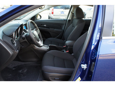 chevrolet cruze 2013 blue topaz metallic sedan 1lt 4 cylinders automatic 78028