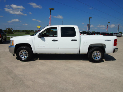 chevrolet silverado 1500 2013 white ls 8 cylinders automatic 78155