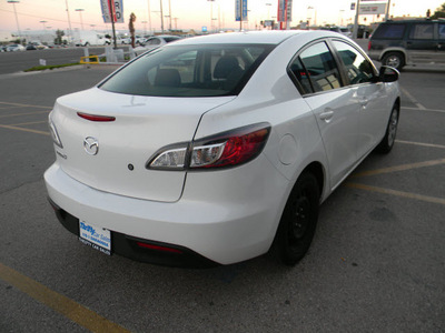 mazda mazda3i 2011 white sedan sport gasoline 4 cylinders front wheel drive automatic 79936