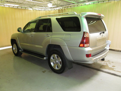 toyota 4runner 2003 gray suv limited gasoline 8 cylinders 4 wheel drive automatic 44883