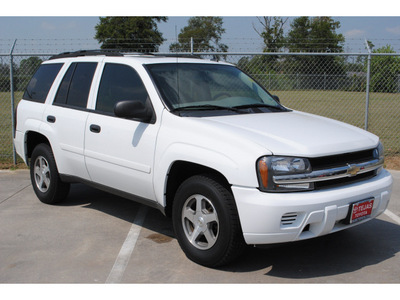 chevrolet trailblazer 2006 white suv ls gasoline 6 cylinders rear wheel drive automatic 77338